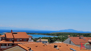 Liznjan, appartamento su due piani con bellissima vista sul mare, #vendita di 120m2