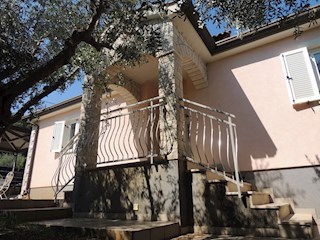 Una casa di vacanze 15 autominuti dal mare e da Orsera.