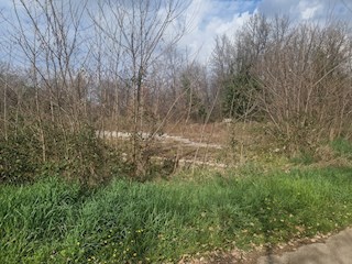 Terreno edificabile a Nova Vas