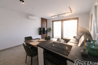 Zadar – posizione TOP a 50 m dalla spiaggia | 2 camere + soggiorno + terrazza panoramica 35,8 m²