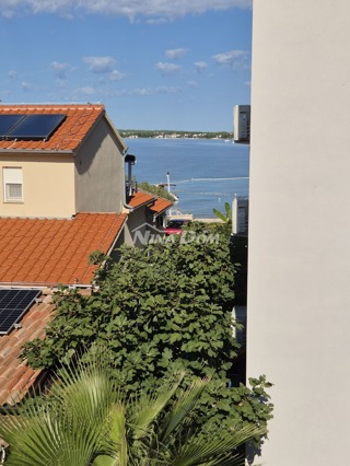 Appartamento 1° piano, lato sud a 50 metri dal mare con vista mare