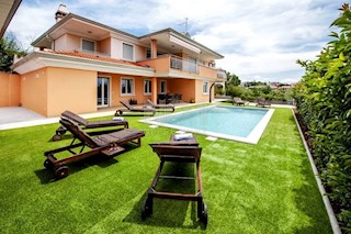 Casa Rovinjsko Selo, Rovinj, 550m2