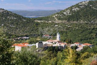 Bribir - vendita di una casa vacanze con sauna e piscina