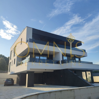 Krk, appartamento in villa, 134m2, vista mare, vendita!
