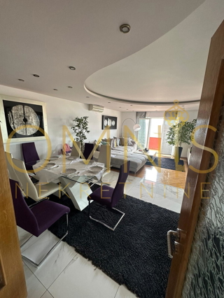 Crikvenica, 3 camere più soggiorno e sala da pranzo, 125 m2, vendita!