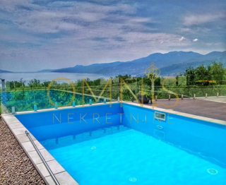 MARTINKOVAC – Esclusiva casa con vista panoramica sul mare