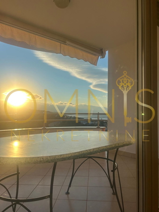 Crikvenica, appartamento 62m2, 2 locali, in vendita!