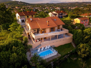 OPATIJA-VILLA CON PISCINA E VISTA MARE