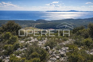 Terreno di 51.000 m2 con vista mare, Čara, Korčula
