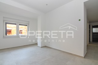 Vendita, Appartamento, Srednjaci, Drniška, 2l, 42m2