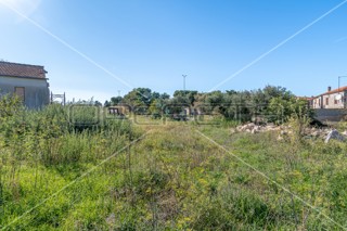 Banjole, terreno edificabile con permesso di costruzione in ottima posizione