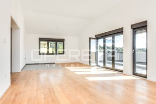 Vendita, Appartamento, Vrapče, Perjavica , 4l, 132m2