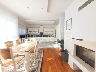 Vendita, Appartamento, Gajnice, Gajnice, 4,5l, 140m2