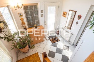 Vendita, Casa, Vrhovec, Vrhovec, Indipendente, 215m2