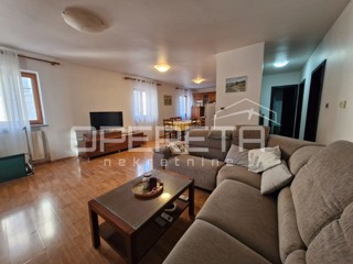 Casa a schiera nel centro di Bala con grande potenziale!