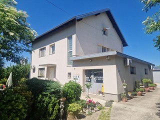 Vendita, Edificio commerciale, Demerje, Travarsko, 760m2