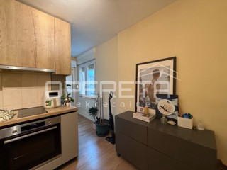 Centro di Spalato (Dobri) – 2 appartamenti in un'unica unità / investimento di alta qualità nel cuore della città