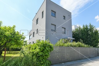 Vendita, Casa, Jarun, Jarun, Indipendente, 395m2