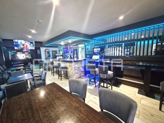 Vendita, Locale su strada, Sesvete, Selska cesta, 112m2