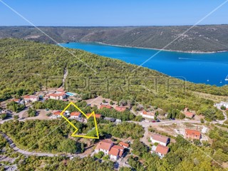 Casa su tre piani con giardino e vista mare, Trgetari, 247,26 m2