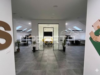 Vendita, Ufficio, Zabok, Ulica Ksavera Šandora Gjalskog , 215m2
