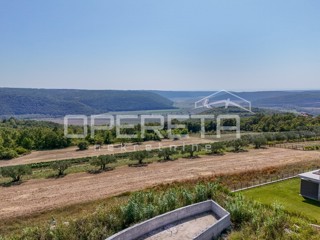 Istria, Krasica – terreno edificabile con progetto e permesso di costruzione con vista mare