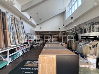 Vendita, Locale su strada, Zabok, Zivtov trg, 370m2