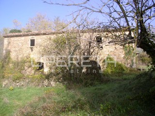 Vendita, Casa, Motovun, Livade, Indipendente, 200m2