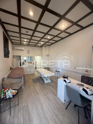 Vendita, Locale su strada, Prečko, Slavka Batušića, 28m2