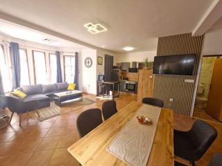 Vendita, Casa, Kloštar Ivanić, Kloštar Ivanić, Indipendente, 226m2