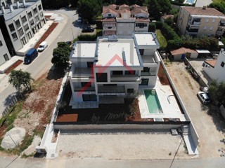 Parenzo, appartamento esclusivo con giardino vicino al mare!
