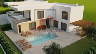 Terreno edificabile con licenza edilizia