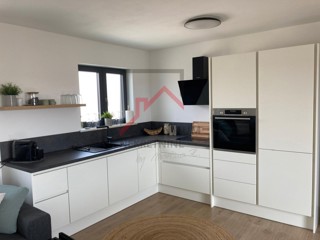 Istria, Parenzo - Appartamento moderno in un villaggio tranquillo, ideale per vivere e investire