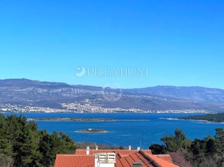 Čižići, Appartamento con giardino e vista mare!