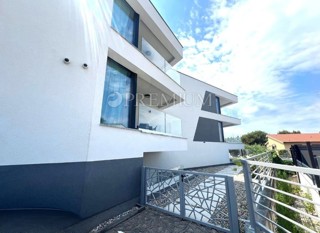 Malinska, appartamento arredato di lusso con vista mare