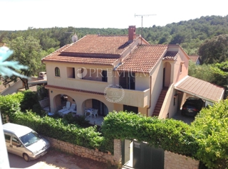 Mali Lošinj, casa indipendente con due unità abitative!