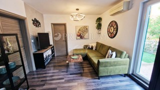 Città di Krk, appartamento in vendita al piano terra, vicino a tutti i servizi!