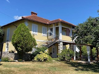 CASA CON GIARDINO E VISTA MARE, GARAGE, TAVERNA