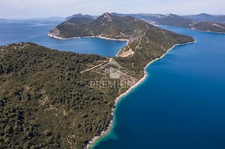 PELJESAC ZONA T-1, VICINO AL MARE, POSIZIONE TRANQUILLA