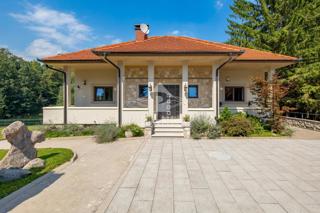 BELLISSIMA PROPRIETÀ SUL FIUME KUPA
