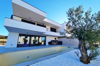 Casa, per la vendita, Punat, Croazia, 130 m2, 730.000,00 EUR