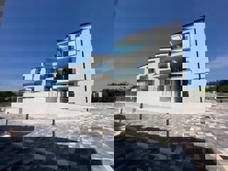 UMAGO-APPARTAMENTO AL SECONDO PIANO CON VISTA MARE