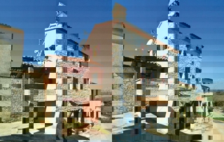 VIŠNJAN - CASA IN PIETRA RISTRUTTURATA IN VENDITA