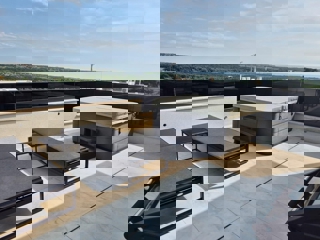 TAR-ATTICO IN VENDITA, VISTA MARE