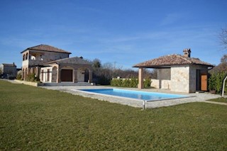 Villa in pietra d'Istria vicino a Porec, Istria, Croazia