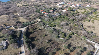 Novalja, Vidasovi stani - terreno agricolo vicino alla zona edificabile