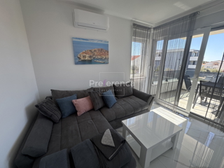 Novalja - appartamento con due camere al primo piano