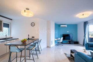 Appartamento 55 m2, ascensore, parcheggio, centro città, Pola