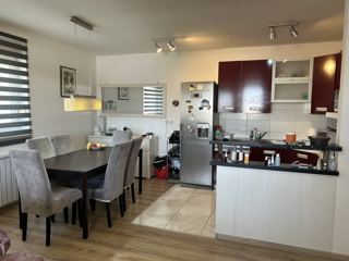 Appartamento 84 m2, 2 camere, ascensore, Pola