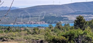 Zadar, Pridraga - bioedilizia (2800m2), vista mare!